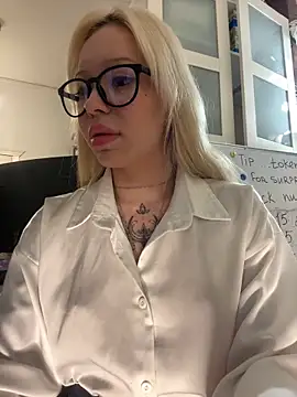 babydolll's cam snapshot