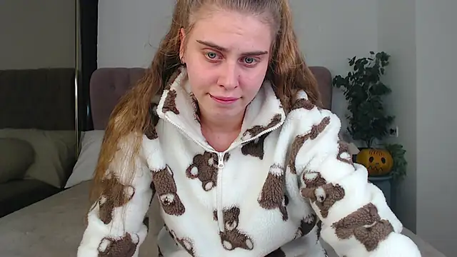 Litttle-cutie's cam snapshot