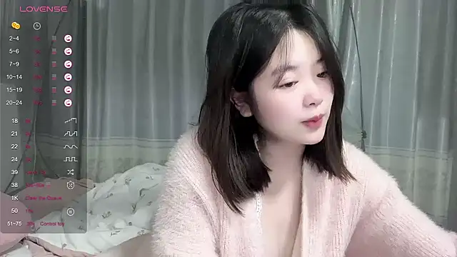 tender-11's cam snapshot