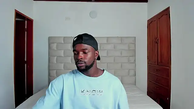 Dylan_Taylor live sex cam