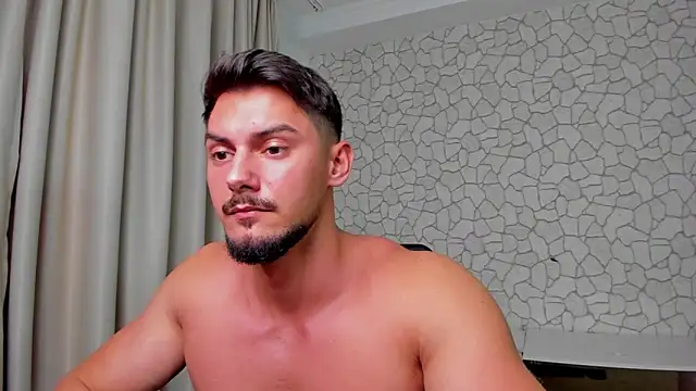 ClintMasters live sex cam