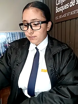 Cute_Penelope's cam snapshot