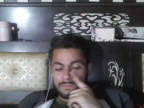 Stubborndesiboy's cam snapshot