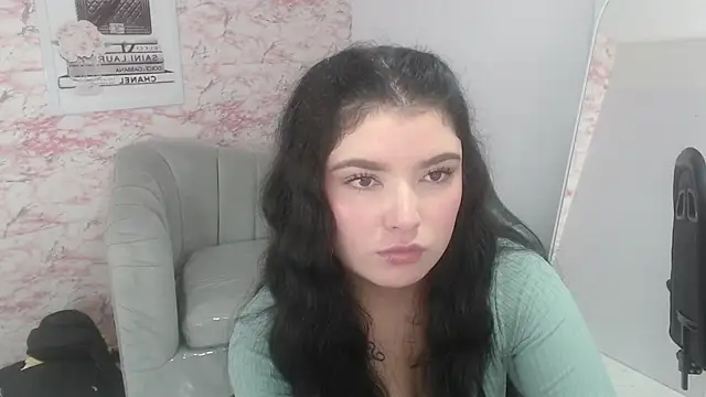 sarah_rouse_t_'s cam snapshot