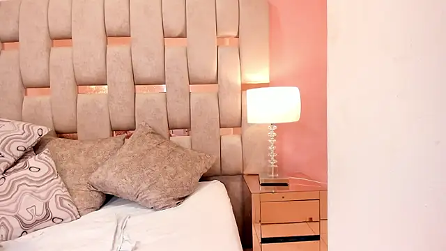 zafirofrost's cam snapshot