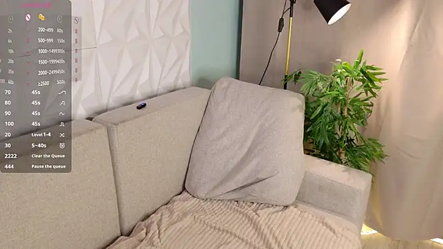 Playful_Lia live sex cam