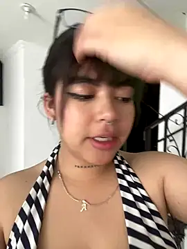 VIOLET_EF's cam snapshot