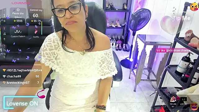 ChanelNylon's cam snapshot