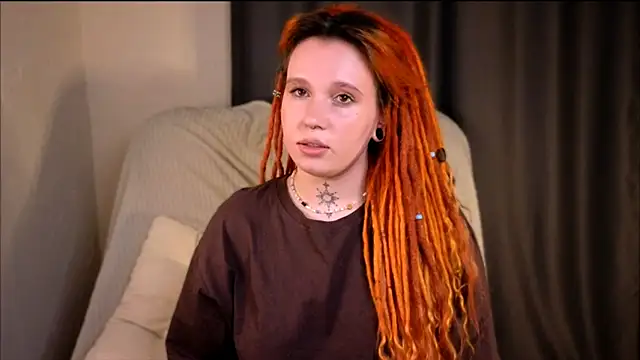 The_Full_Red_Moon's cam snapshot