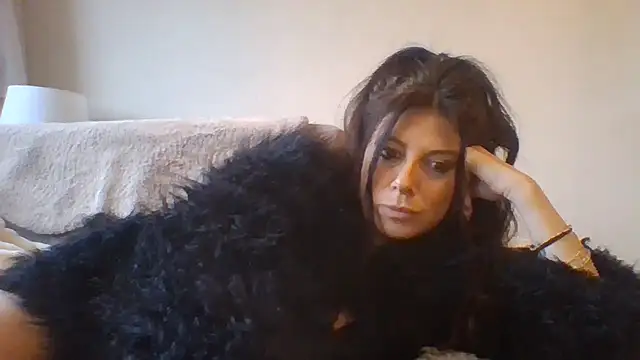 PetiteMilly's cam snapshot