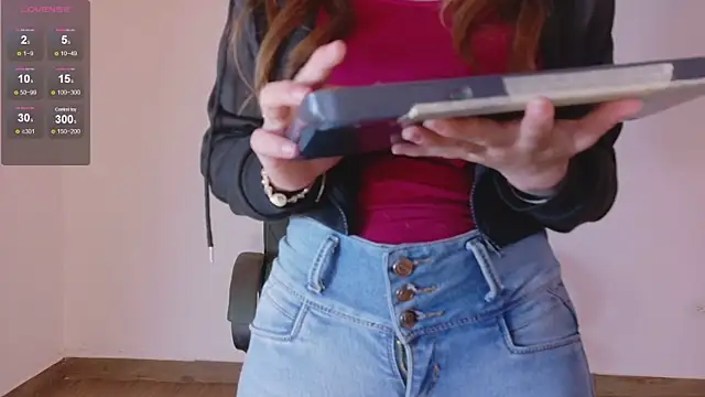 Olivia11_'s cam snapshot