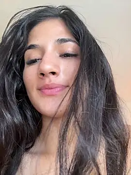 LauraCatalina live sex cam