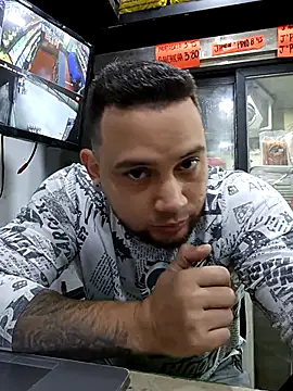 Catire10_'s cam snapshot