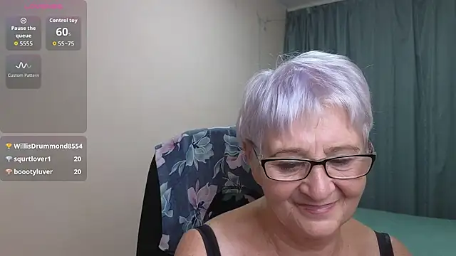 Sandra_Snowflake's cam snapshot