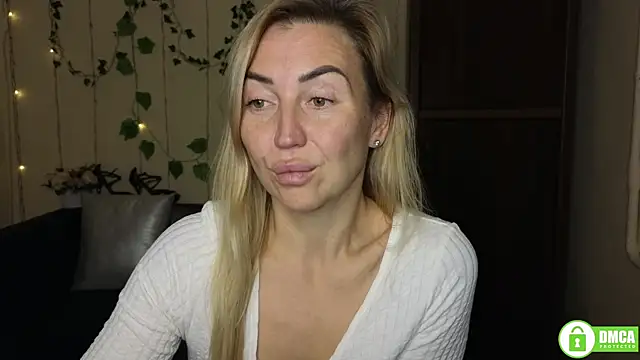 Kiss_julli88I's cam snapshot