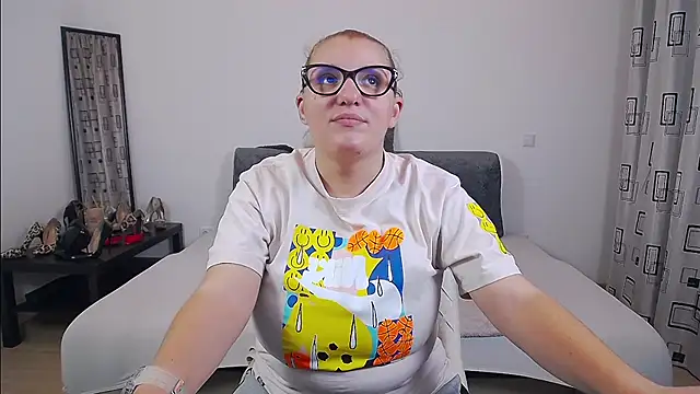 SharronAlexa's cam snapshot