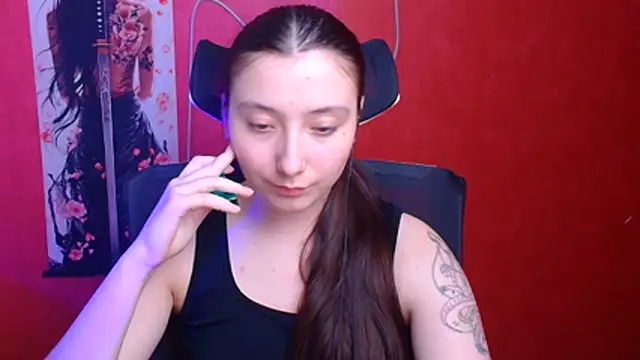 ScarlettVibe_'s cam snapshot