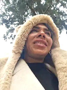 Doll_Loren live sex cam