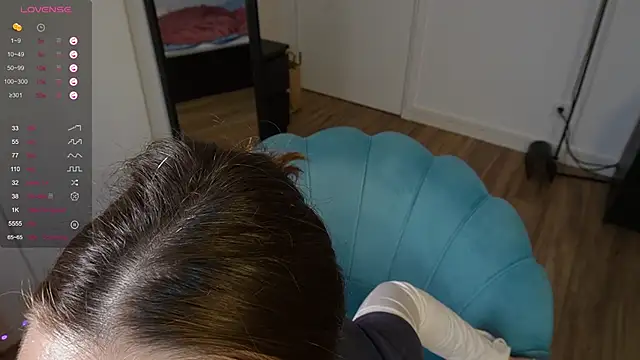 NeonyMuse's cam snapshot