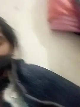 JULEE-740's cam snapshot