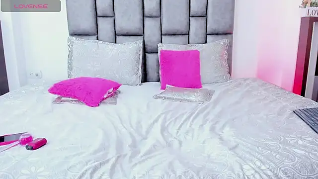 sarahhernandez's cam snapshot