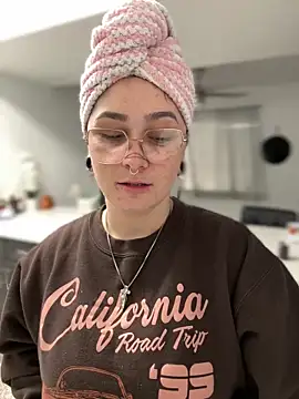 Alix_Valentine's cam snapshot