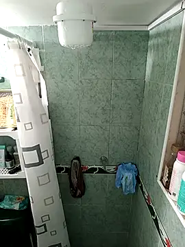 Bonny_Klote live sex cam