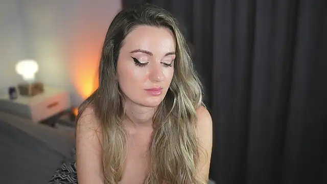 ShyNdWild's cam snapshot