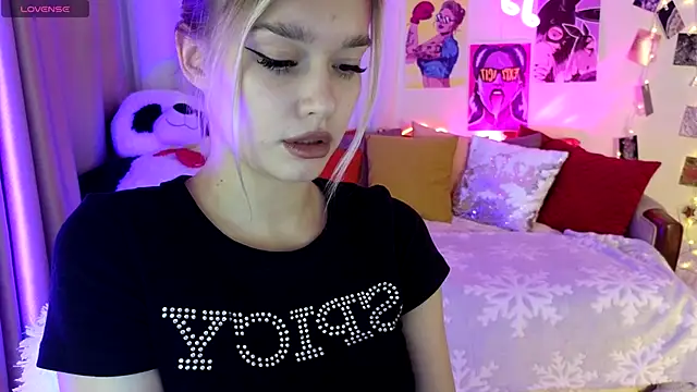 BattyMelody's cam snapshot