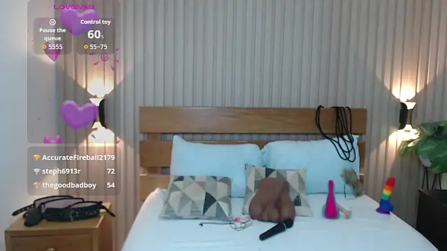 luciana_ballesteros_'s cam snapshot