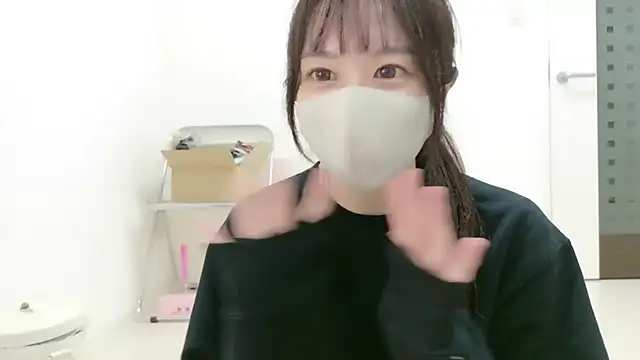 _Mia_land_'s cam snapshot