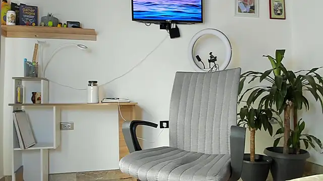 manucute_23_'s cam snapshot