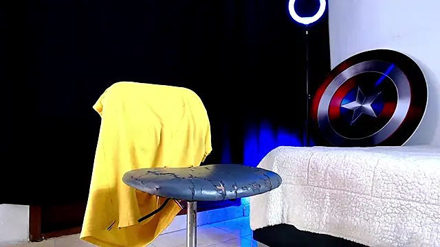 Antonywebb94 live sex cam