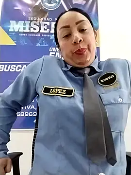 CRISTAL__11's cam snapshot