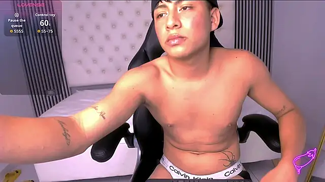 Sam_Blazee's cam snapshot