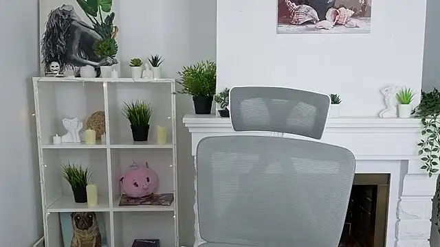 Justin_Care's cam snapshot