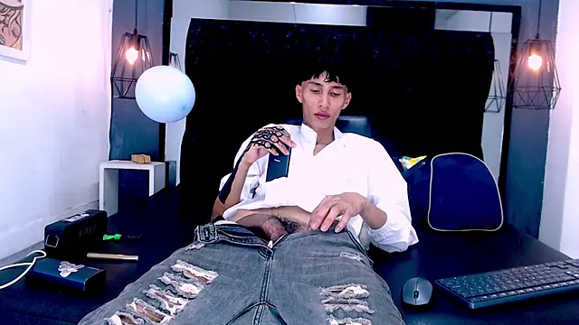 Daniel_delux_'s cam snapshot