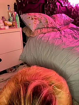 mimiprincessxoox live sex cam