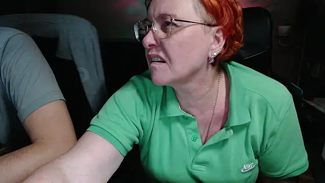 JoannaAndNeighbour live sex cam