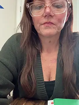 ms_journey_winfrey_'s cam snapshot