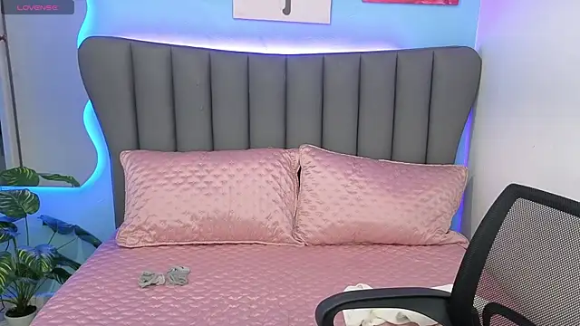 Aria_Russo's cam snapshot