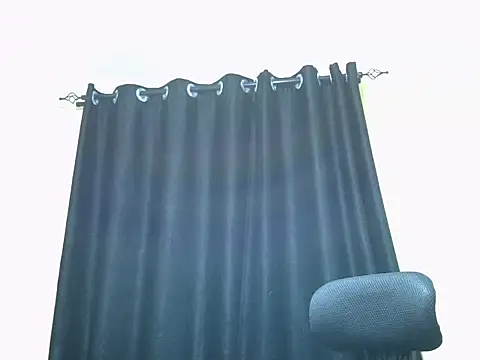 Horny-slut_'s cam snapshot