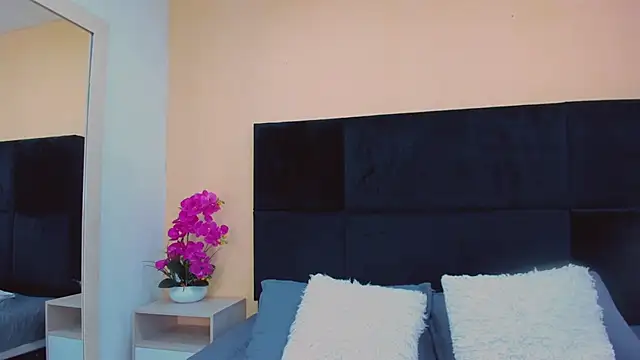 MaddyCrofft's cam snapshot