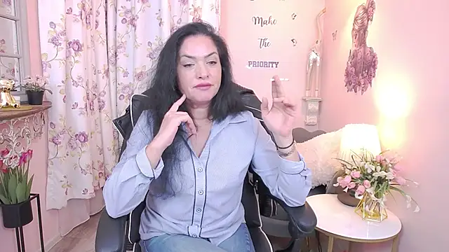 MyLovOne's cam snapshot