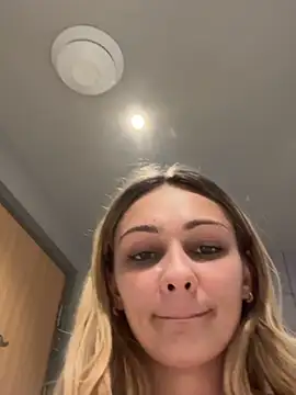 skyemorgan01 live sex cam