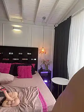 MystiqueXXX live sex cam