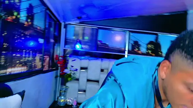 Eros_And_Eva's cam snapshot