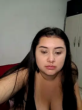 CurvyNoir's cam snapshot