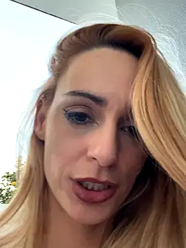 ericafontesx's cam snapshot