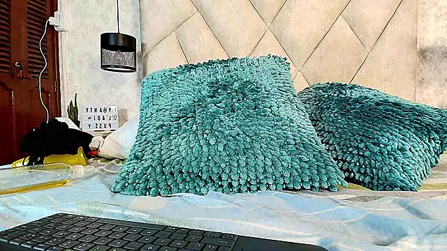 AmbarRaj live sex cam